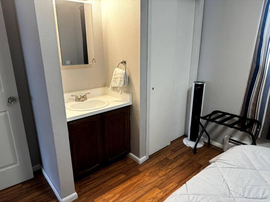 Cozy Condo In Winter Park - On Blue Bus Route - Walk To Downtown, Restaurants, Grocery المظهر الخارجي الصورة